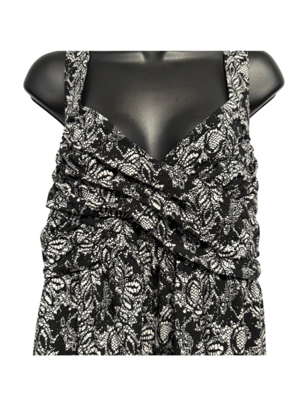 Torrid Tank Top Cami Strappy Black White Floral X Back Size 2 - Picture 3 of 8